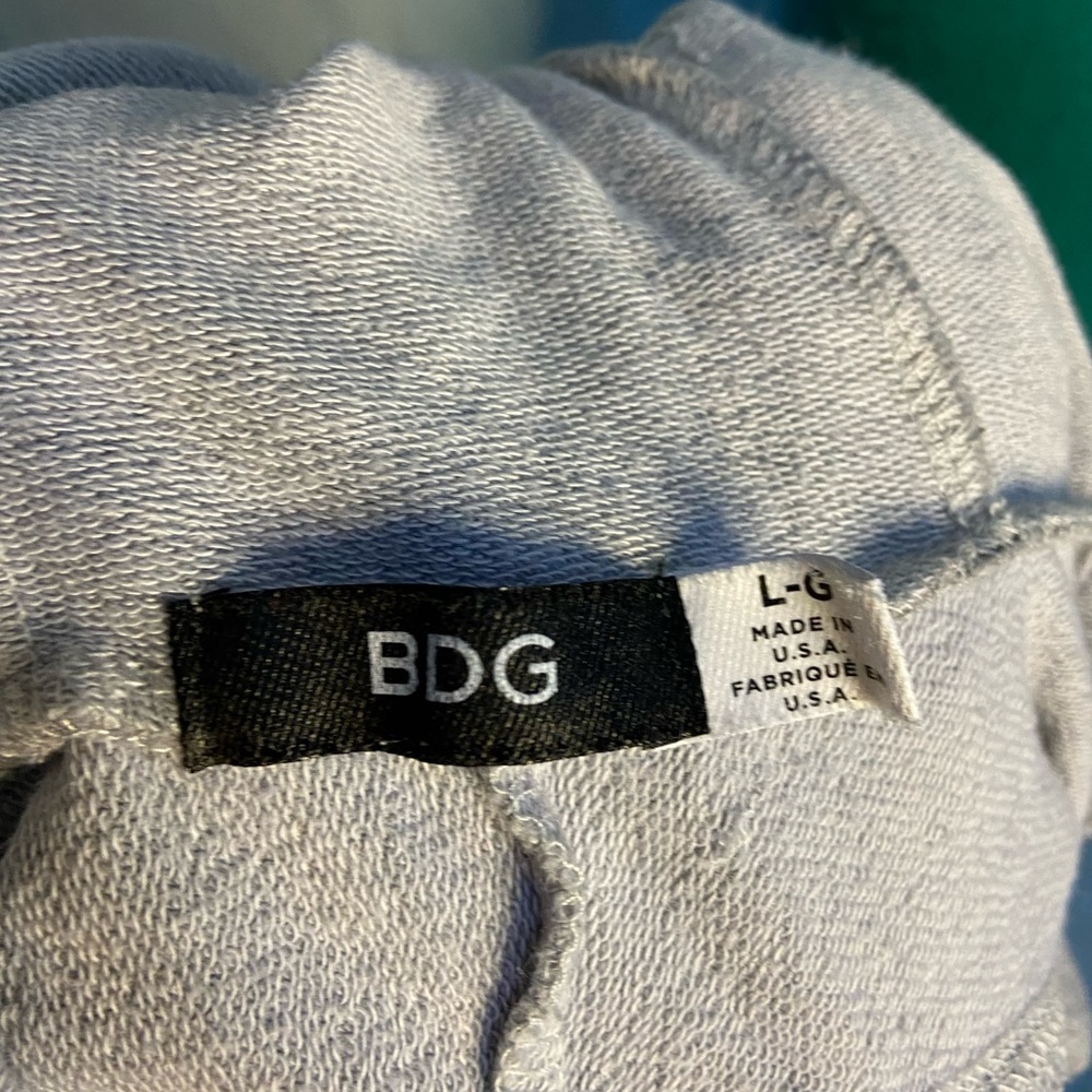 BDG cropped sweater - Picture 4 of 4